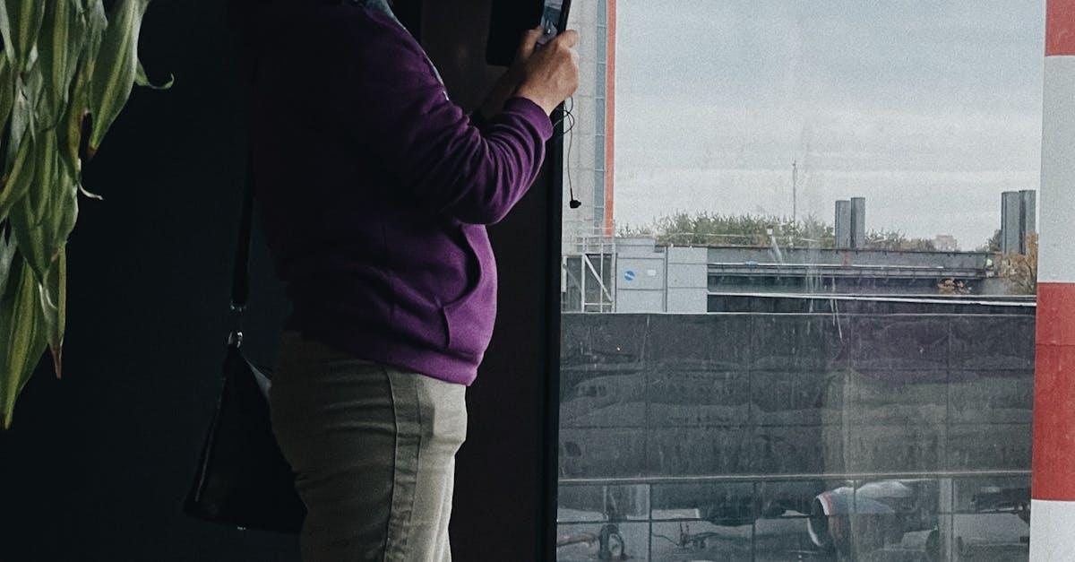 Interpreting Warning Signs for Safe Driving